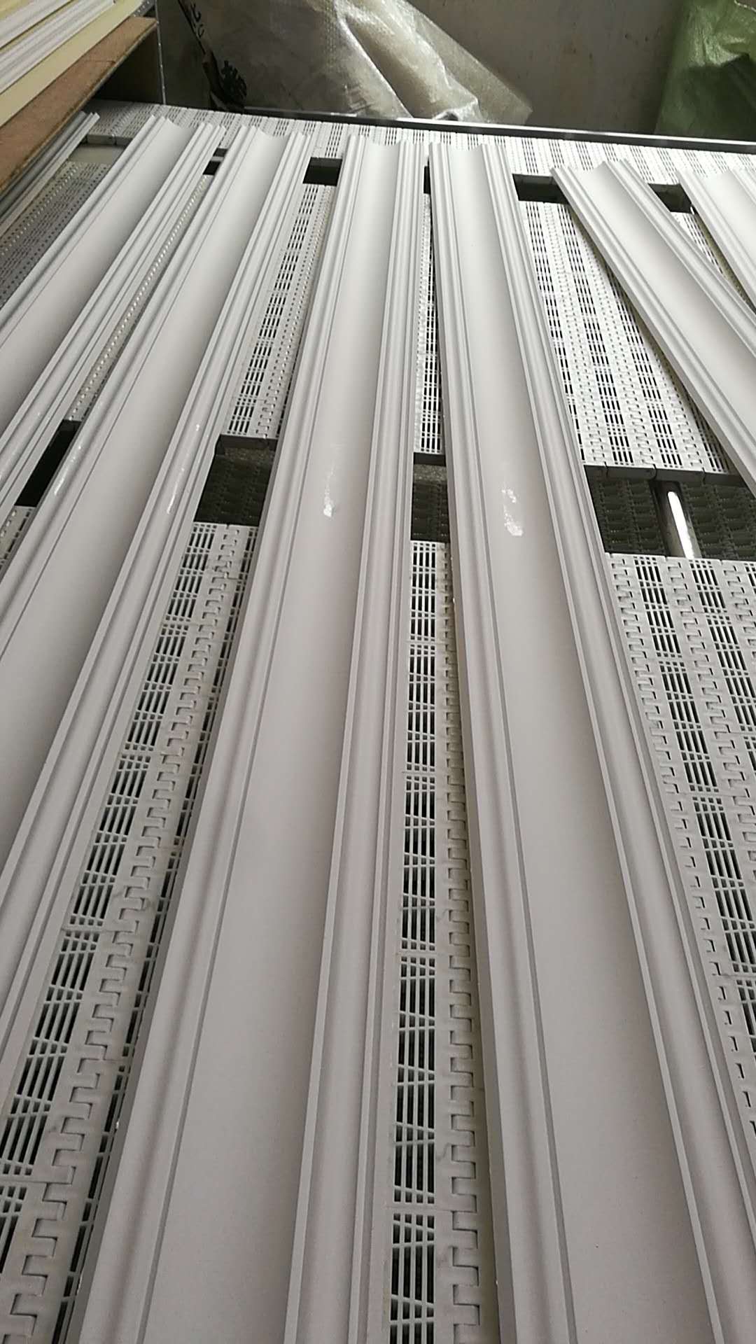 微波干燥機烘干水性油漆的應(yīng)用